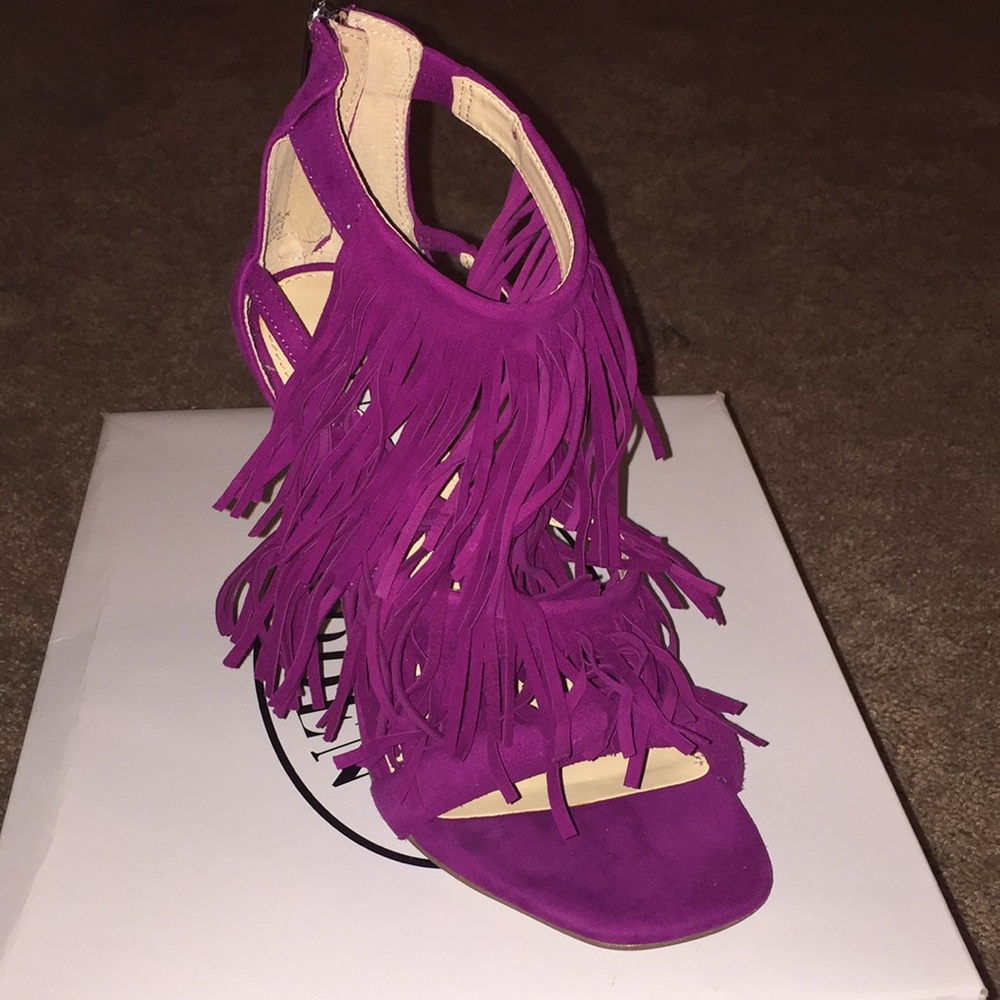 Fringly Suede Sandals